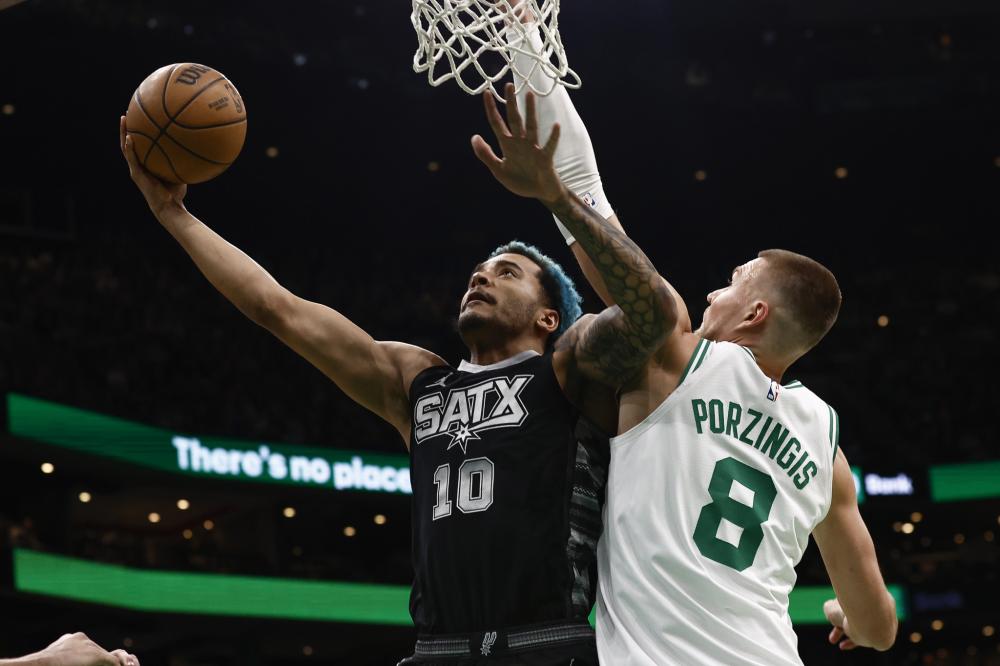 斩获双打冠 斩获双打冠